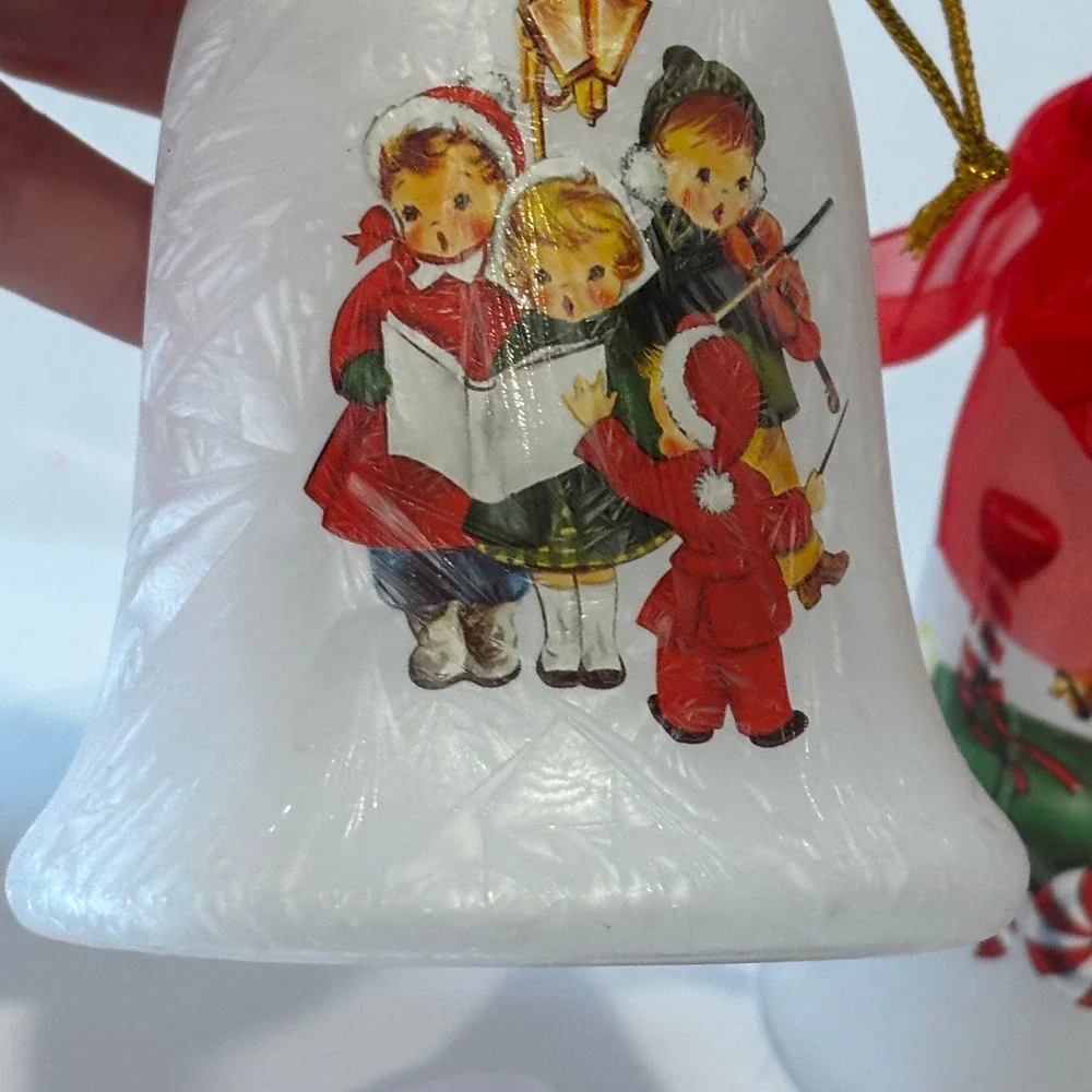 Mr. Christmas Glass Bells Set of 4 Frosted Lighted Ornaments Timer Vintage Style